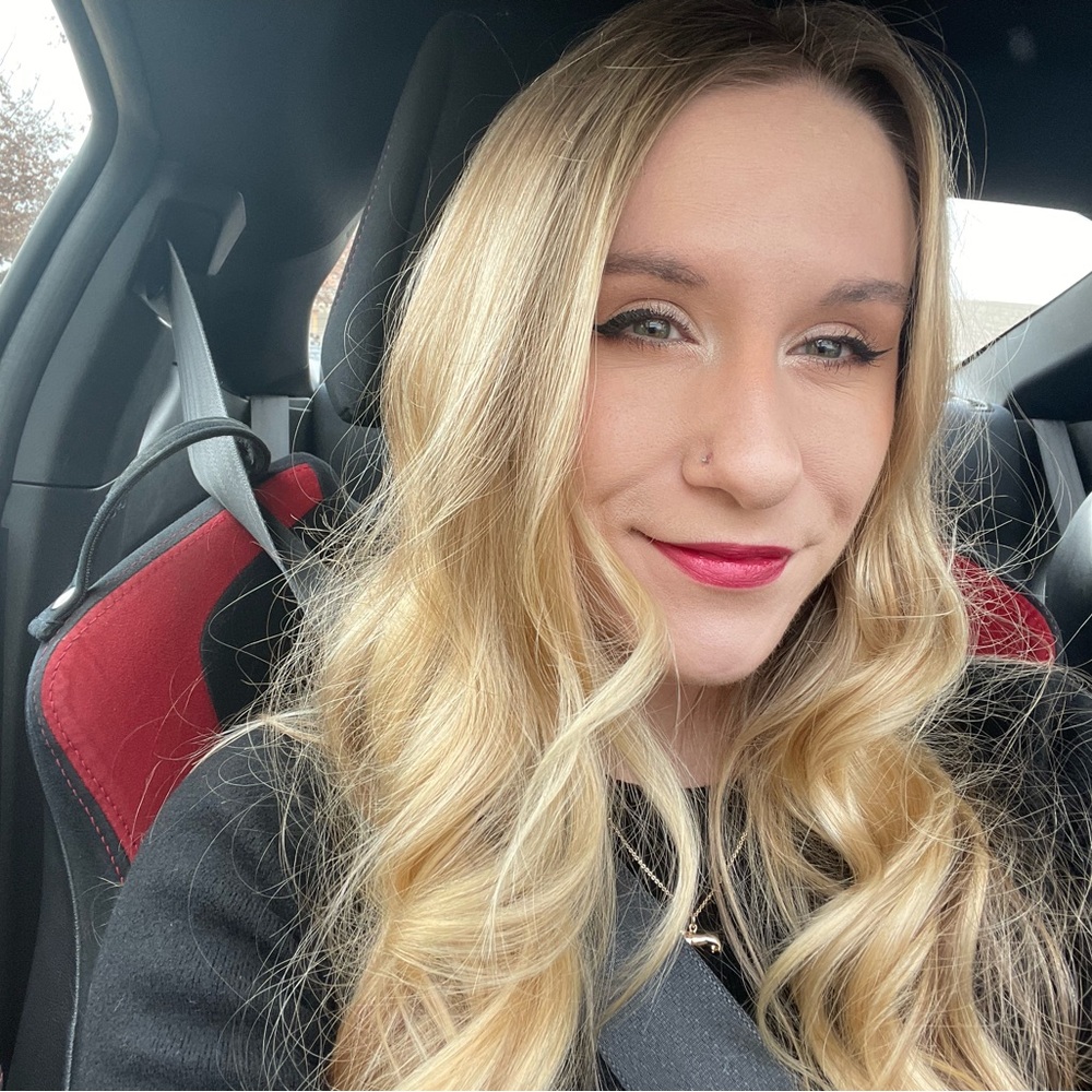 Meet your Posher, Ashlyn